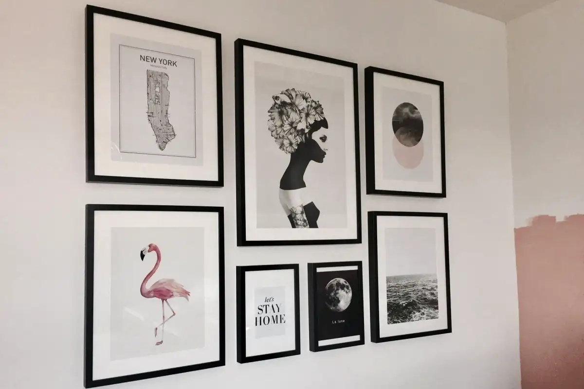 Adeus às paredes vazias: 5 ideias modernas e elegantes para decorar sem gastar muito