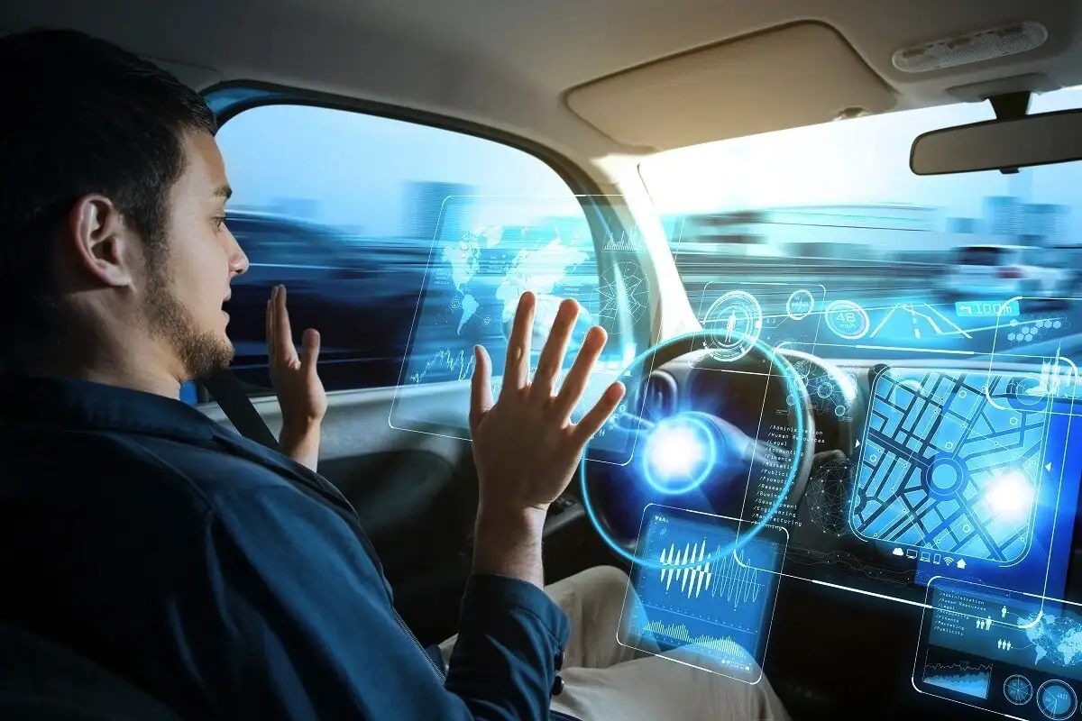 Inteligência Artificial nos automóveis: as principais tendências e tecnologias de condução autónoma