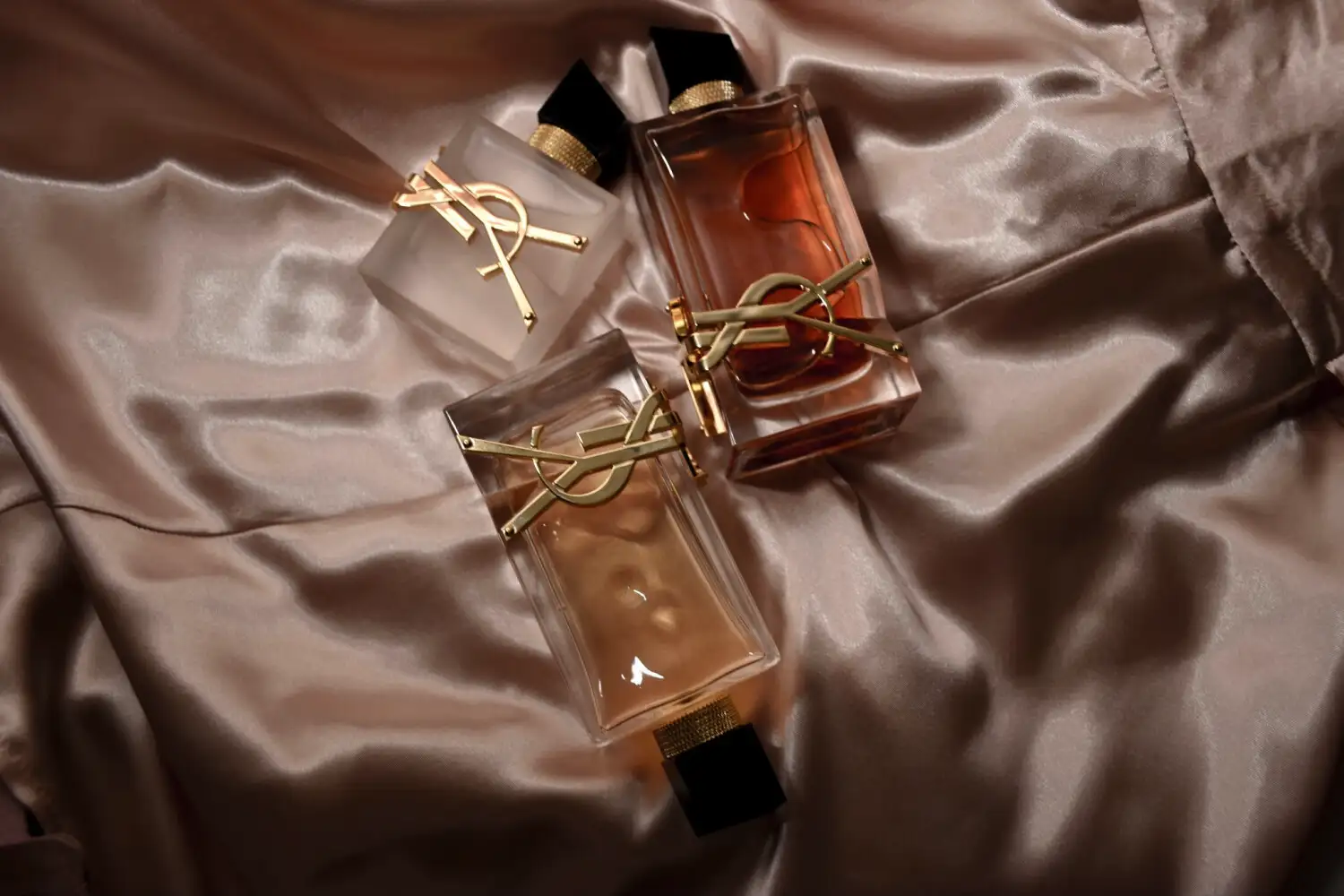 Os 5 melhores perfumes femininos: o teu aroma que ninguém esquece