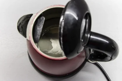 Como remover o calcário do bule de forma fácil e natural