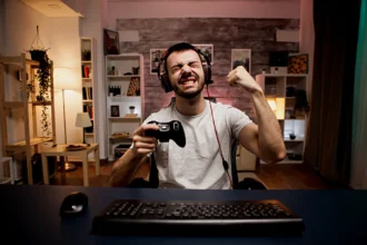 A psicologia revelou: quem joga videojogos depois dos 30 anos tem uma vantagem emocional