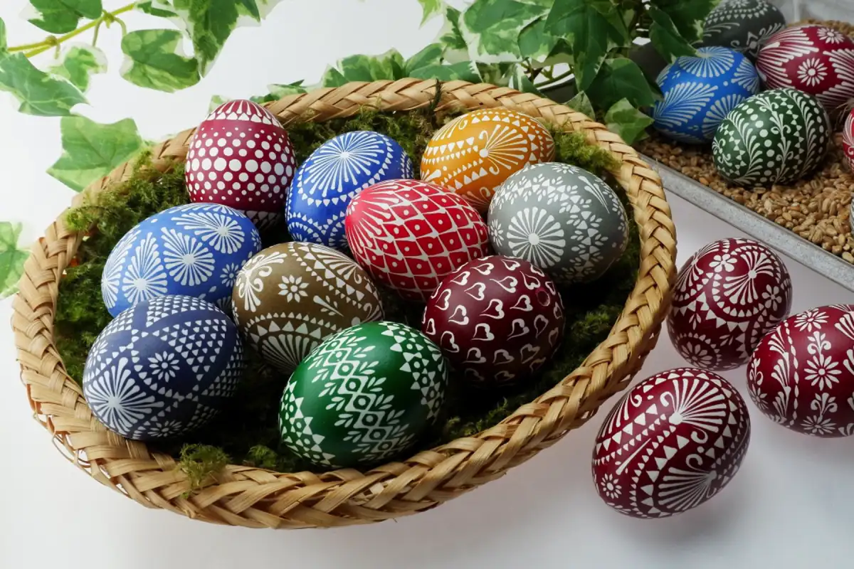 Menu de Páscoa: 5 pratos essenciais que não podem faltar na tua mesa este ano