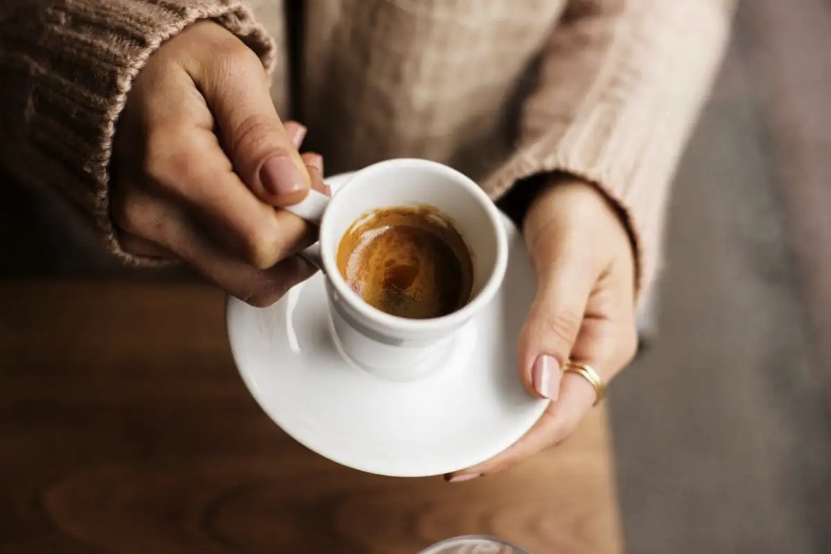 Quando é melhor beber café? A ciência tem a resposta